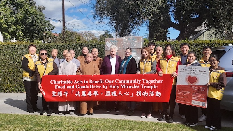溫暖南加：聖蹟寺馬年開春送暖，精準物資援贈社區 【維加斯新聞報報導】-图片2
